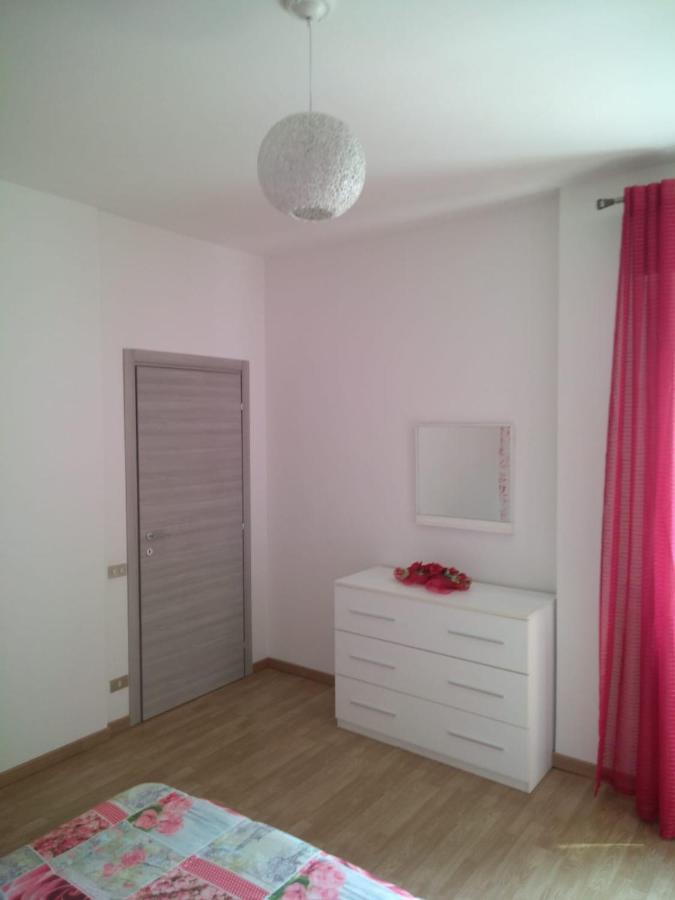 Casa Marinella Apartment San Giovanni Lupatoto Bagian luar foto
