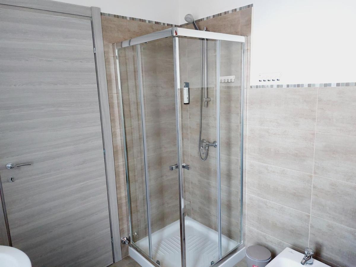 Casa Marinella Apartment San Giovanni Lupatoto Bagian luar foto